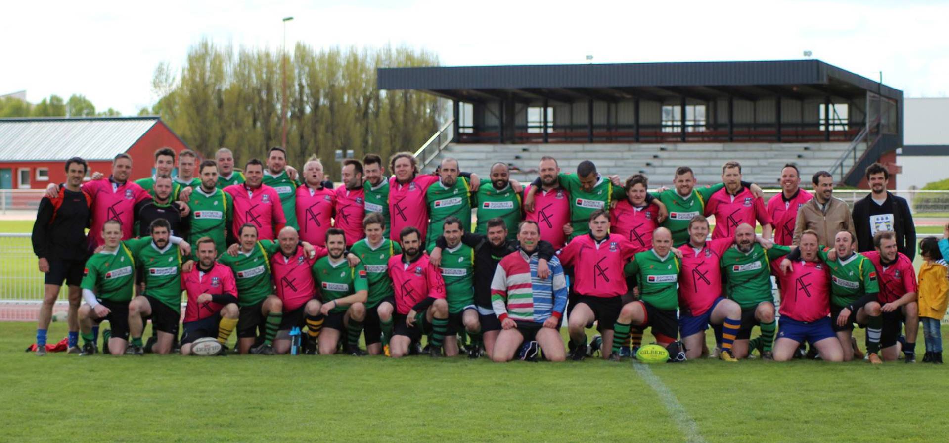 Lire la suite à propos de l’article 04/05/2016 – Belle fête de rugby avec le RFC Poole